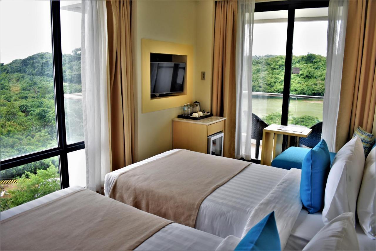 Savoy Hotel Boracay Newcoast Yapak Kültér fotó